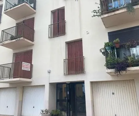 Maison De Vaughn Bastia (Corsica)